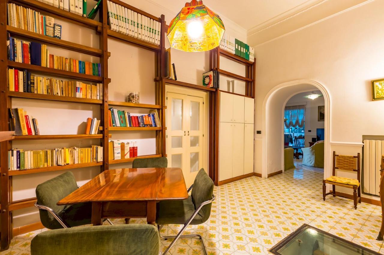 Villa Paola - Hidden Panoramic Garden And Terraces By Napoliapartments Exterior foto